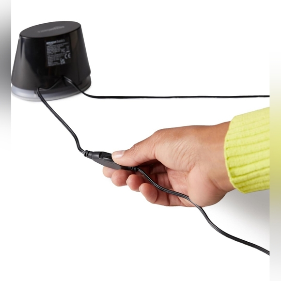 Amazon Basics USB-Powered Computer Speakers with Dynamic Sound - Picture 4 of 7